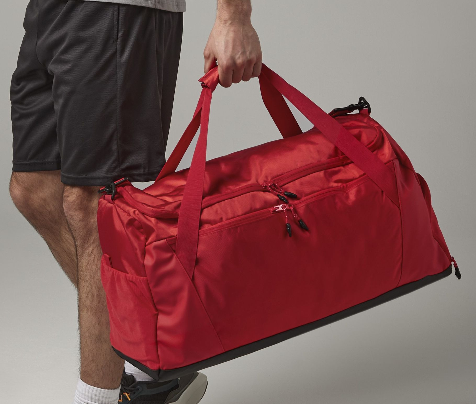 MULTI-SPORT LOCKER HOLDALL