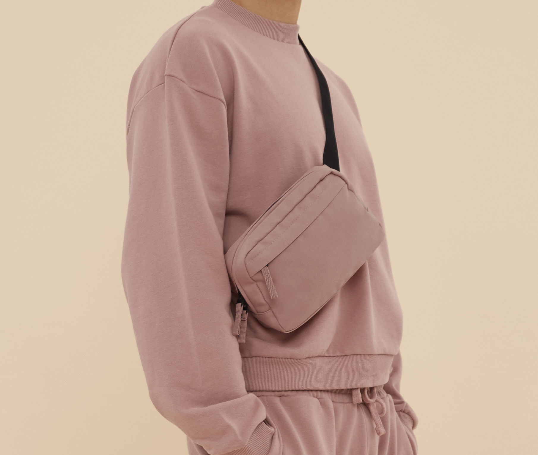 PREMIUM RECYCLED CROSS BODY BAG