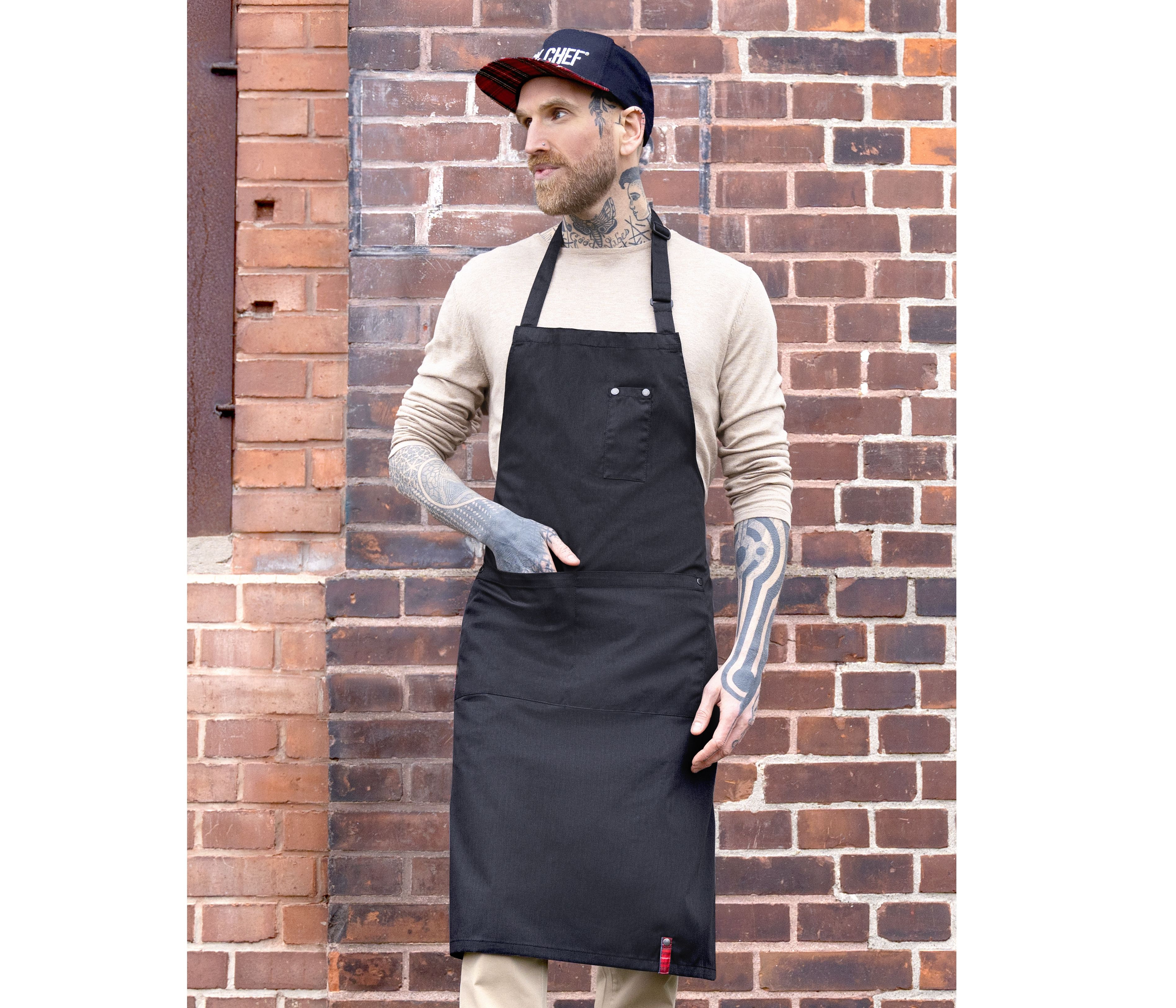 BIB APRON WITH BUCKLE AND POCKETS