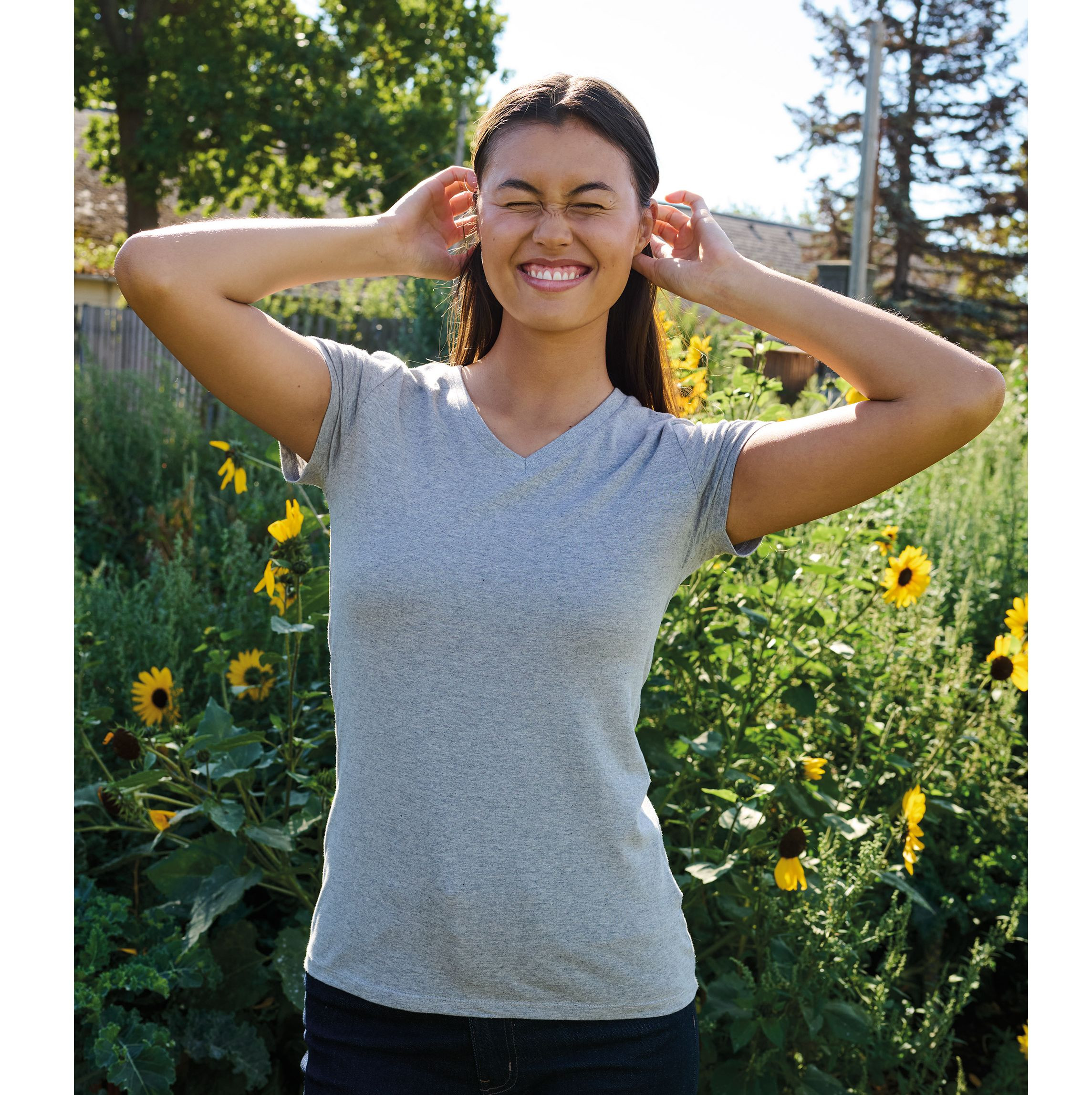 LADIES V-NECK T-SHIRT