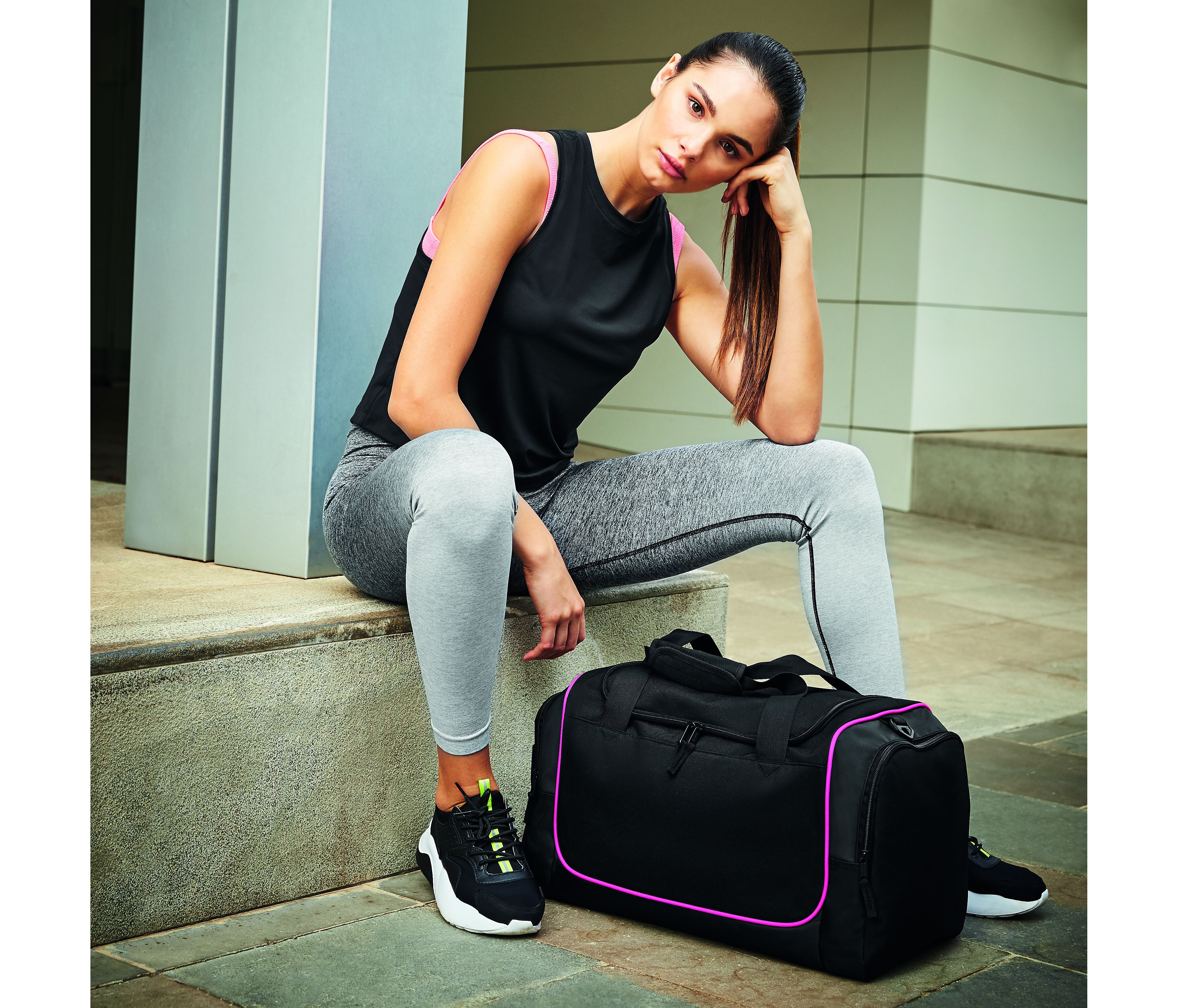 TEAMWEAR LOCKER BAG