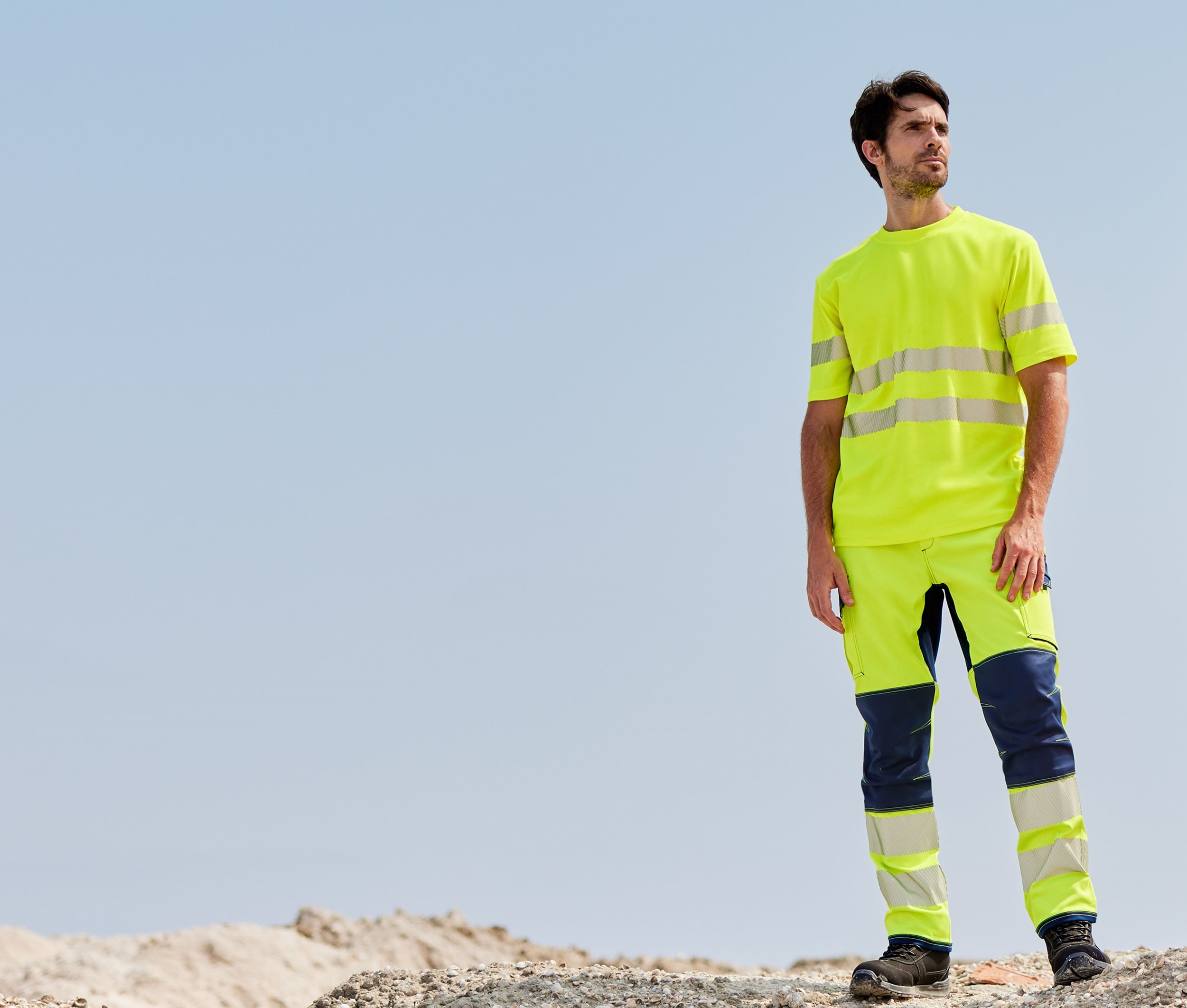 STRETCH TROUSERS WITH KNEE PADS AND REFLECTIVE STRIPES
