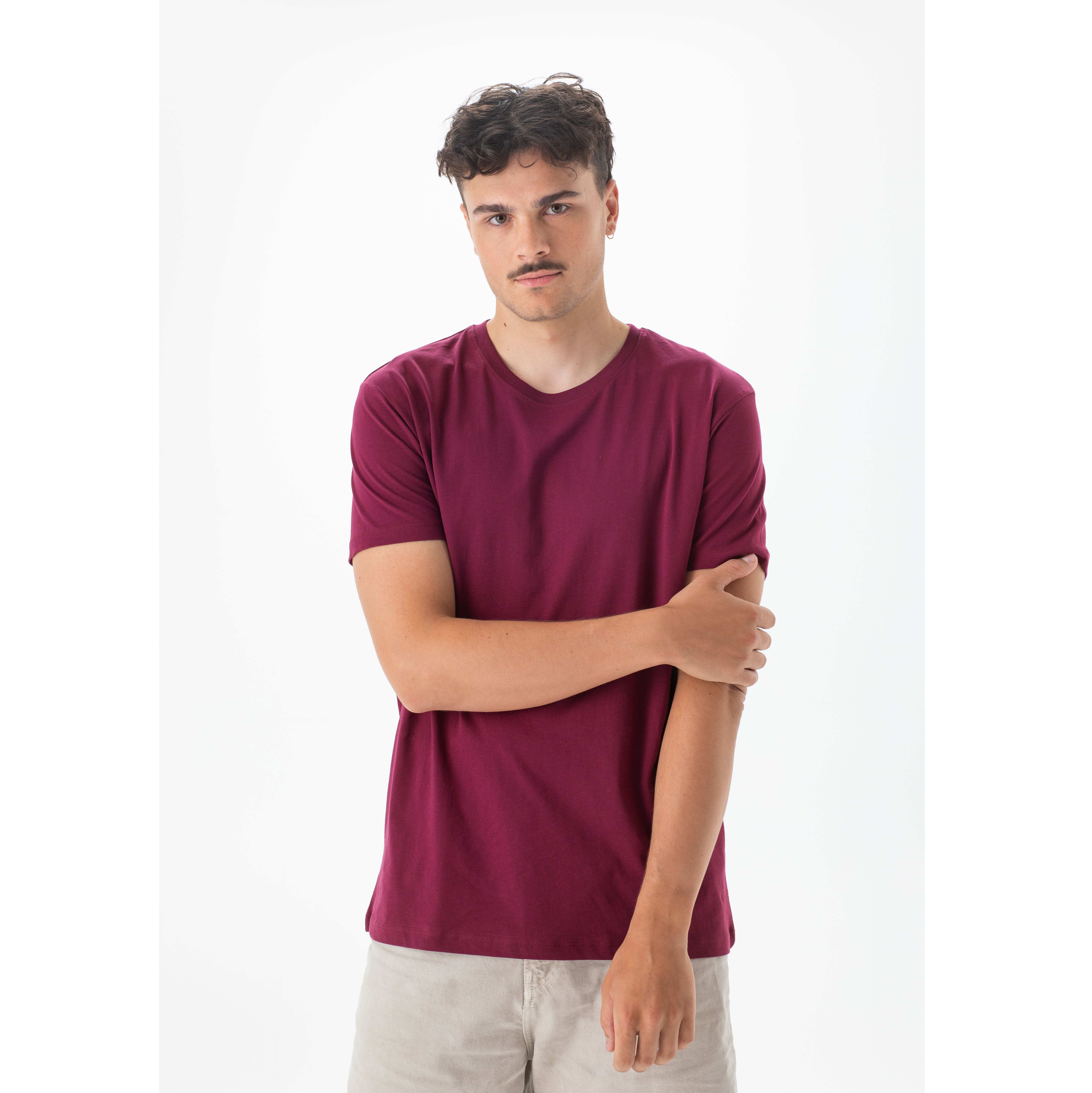 MEN'S ESSENTIAL ORGANIC T