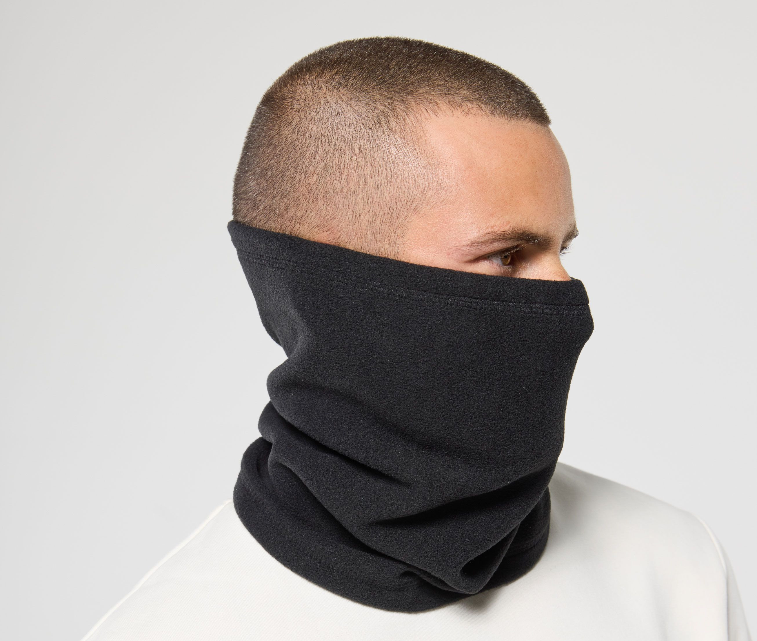 NECKBAND
