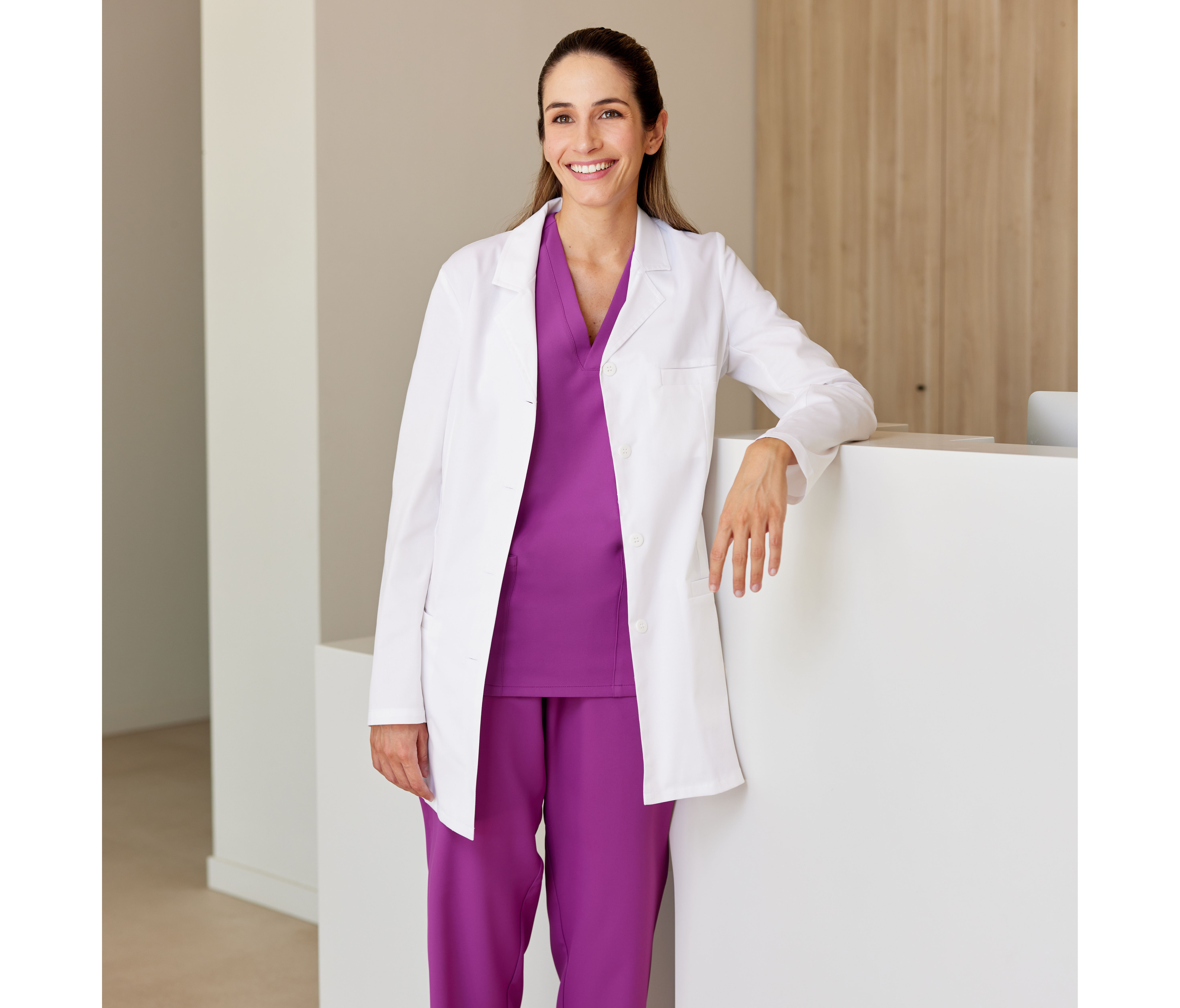 WOMEN'S SHORT STRETCH COAT
