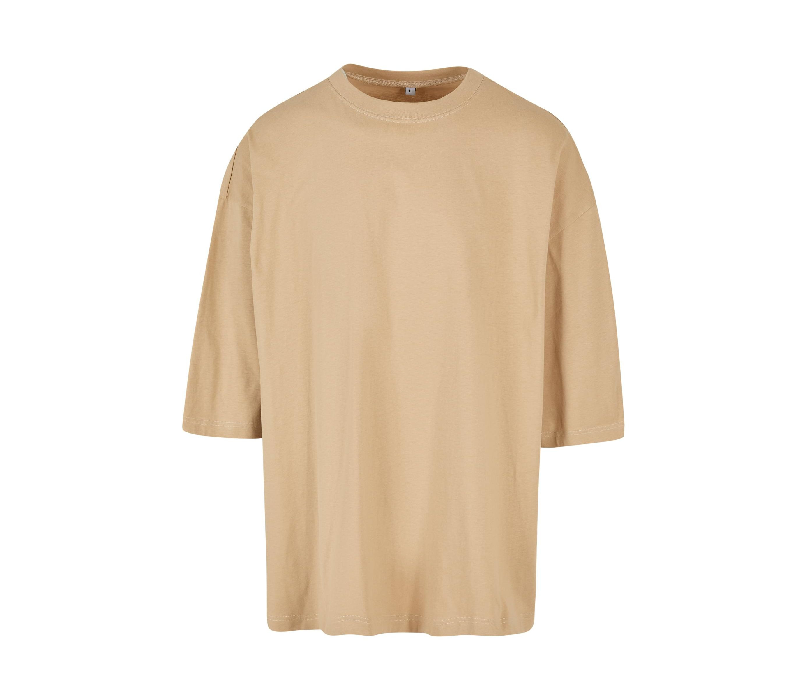 HUGE TEE
