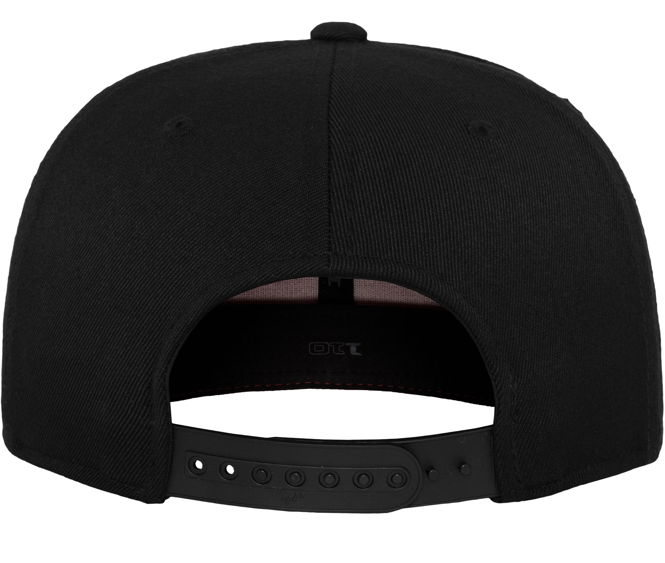 110®  FITTED SNAPBACK