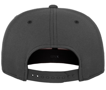 110®  FITTED SNAPBACK